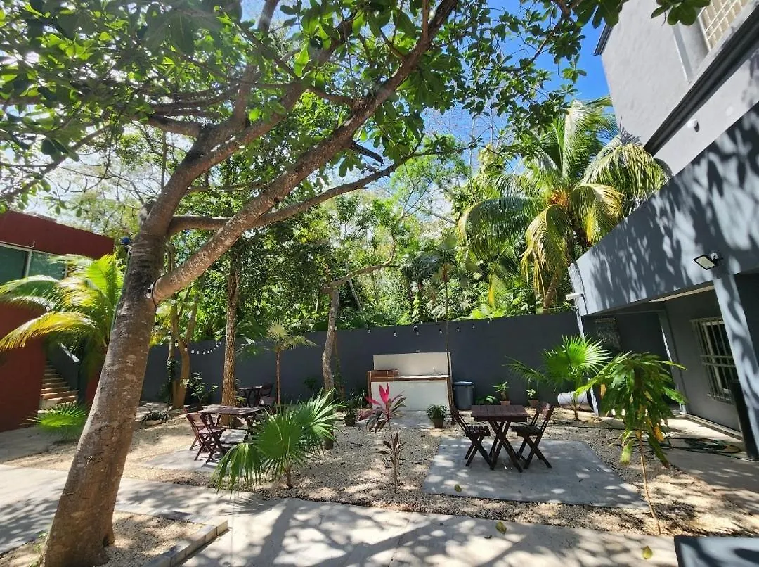 Inn Estudios Navarro Cancun